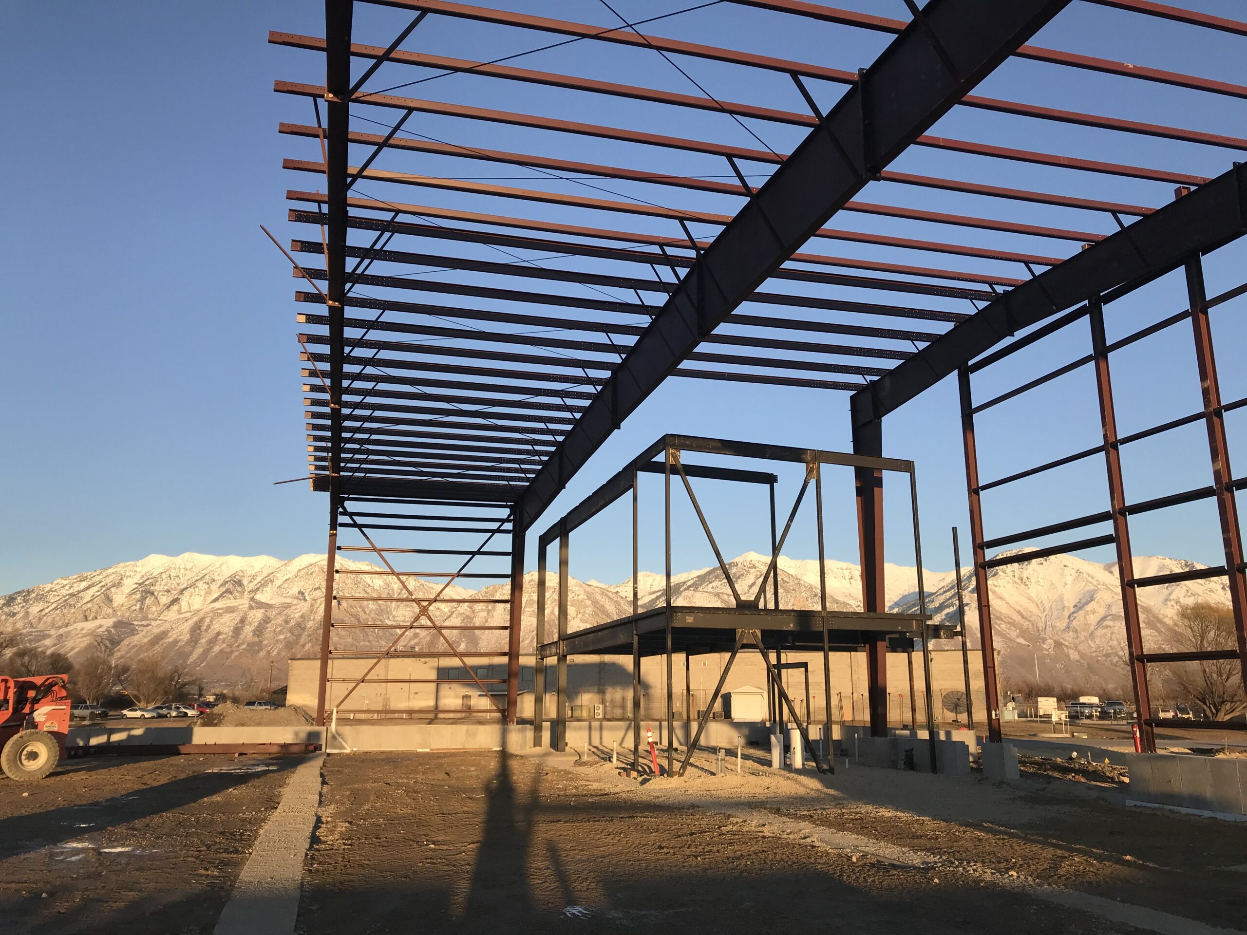 Commercial steel building project